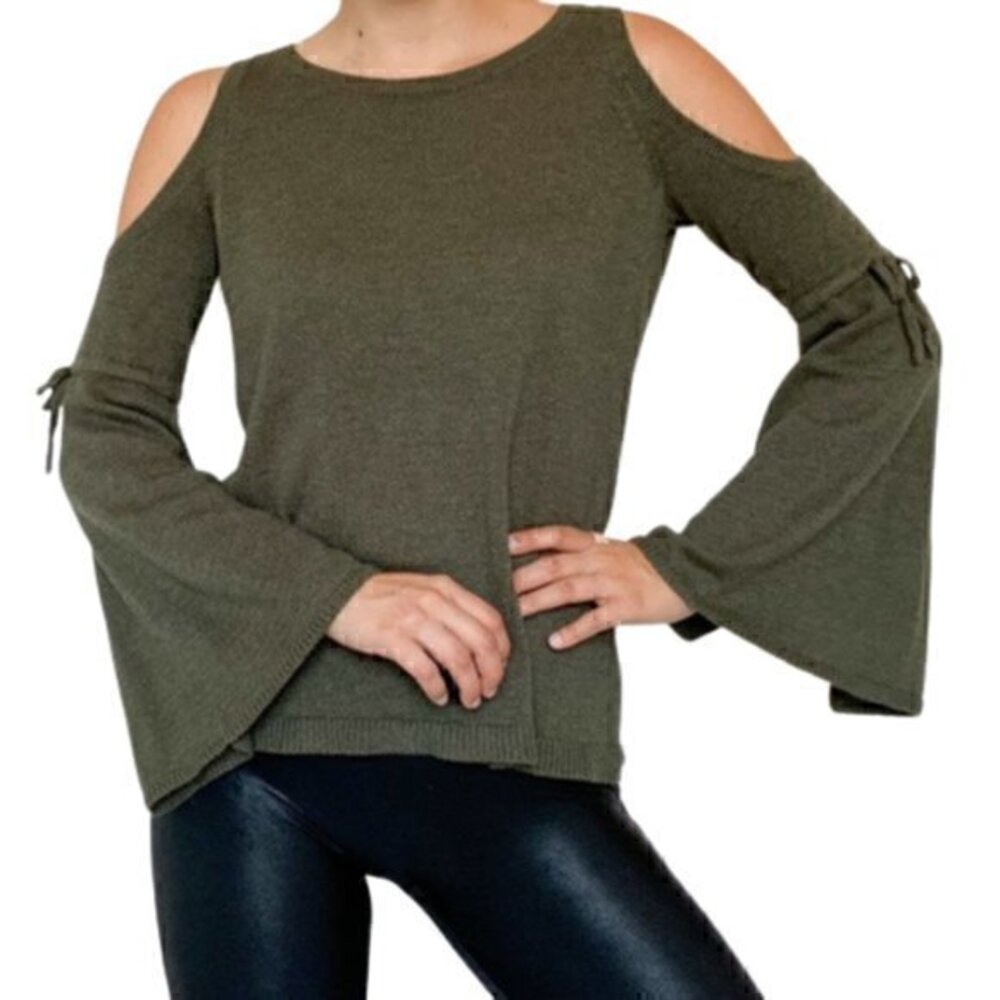 [American Eagle] Open Shoulder Flare Sleeve - Size XS
